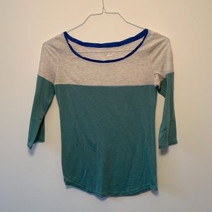 3/4 Sleeve Scoop Neck
